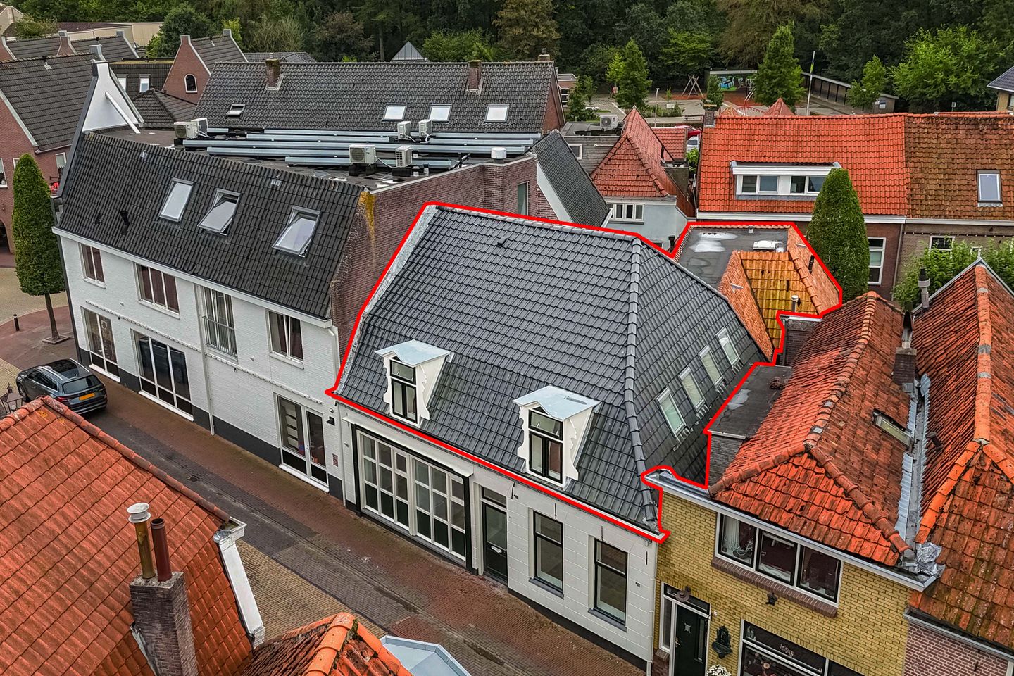 Foto 1 van Bisschopstraat 71