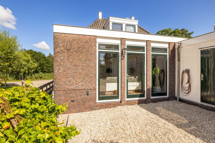 Vrijstaande woning te koop: Bloemendalergouw 18, Amsterdam