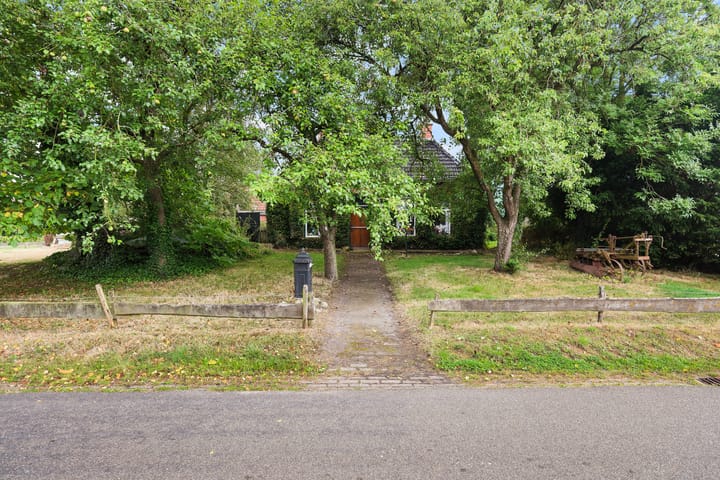 Vrijstaande woning te koop: Dokkumerloane 1, Wâlterswâld