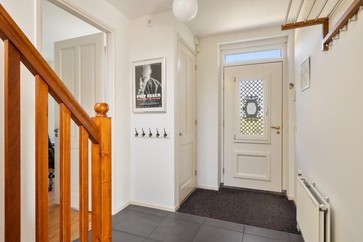 Vrijstaande woning te koop: Bloemendalergouw 18, Amsterdam