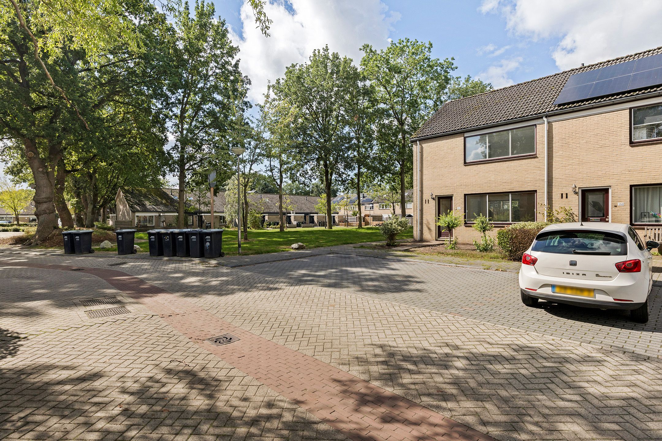 Photo 42 of Hesselterbrink 257