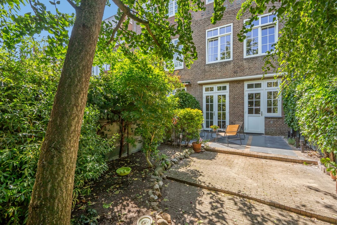 Photo 17 of Van Imhoffstraat 34