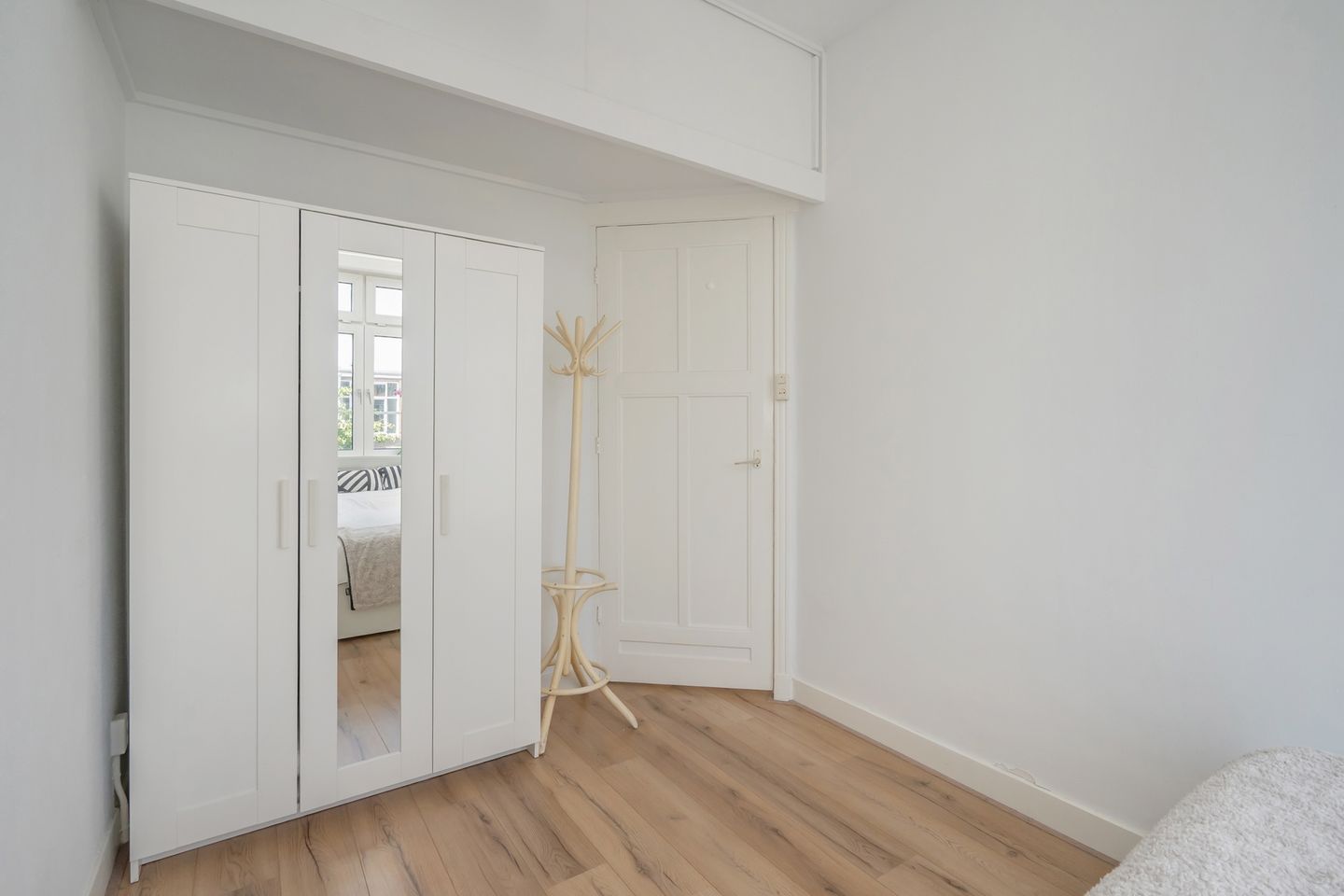 Photo 40 of Van Imhoffstraat 34