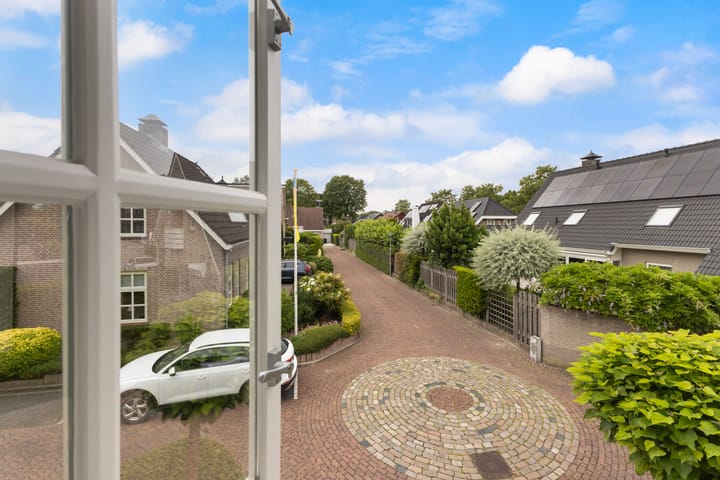Vrijstaande woning te koop: Cederlaan 35, Dordrecht