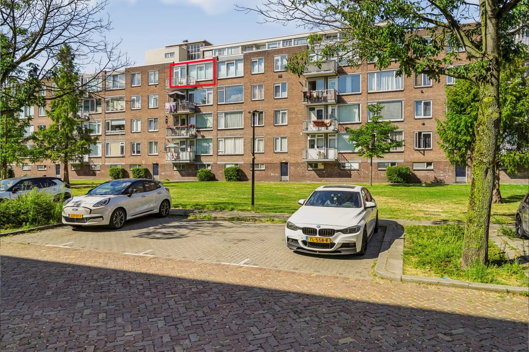 Foto 1 van van Hogendorplaan 1639