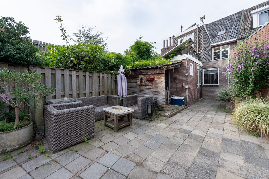 Photo 38 of Bisschop Zwijsenstraat 102
