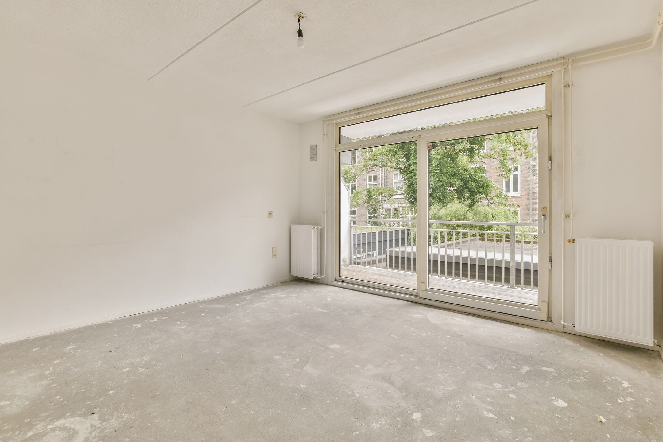 Photo 3 of Deymanstraat 28