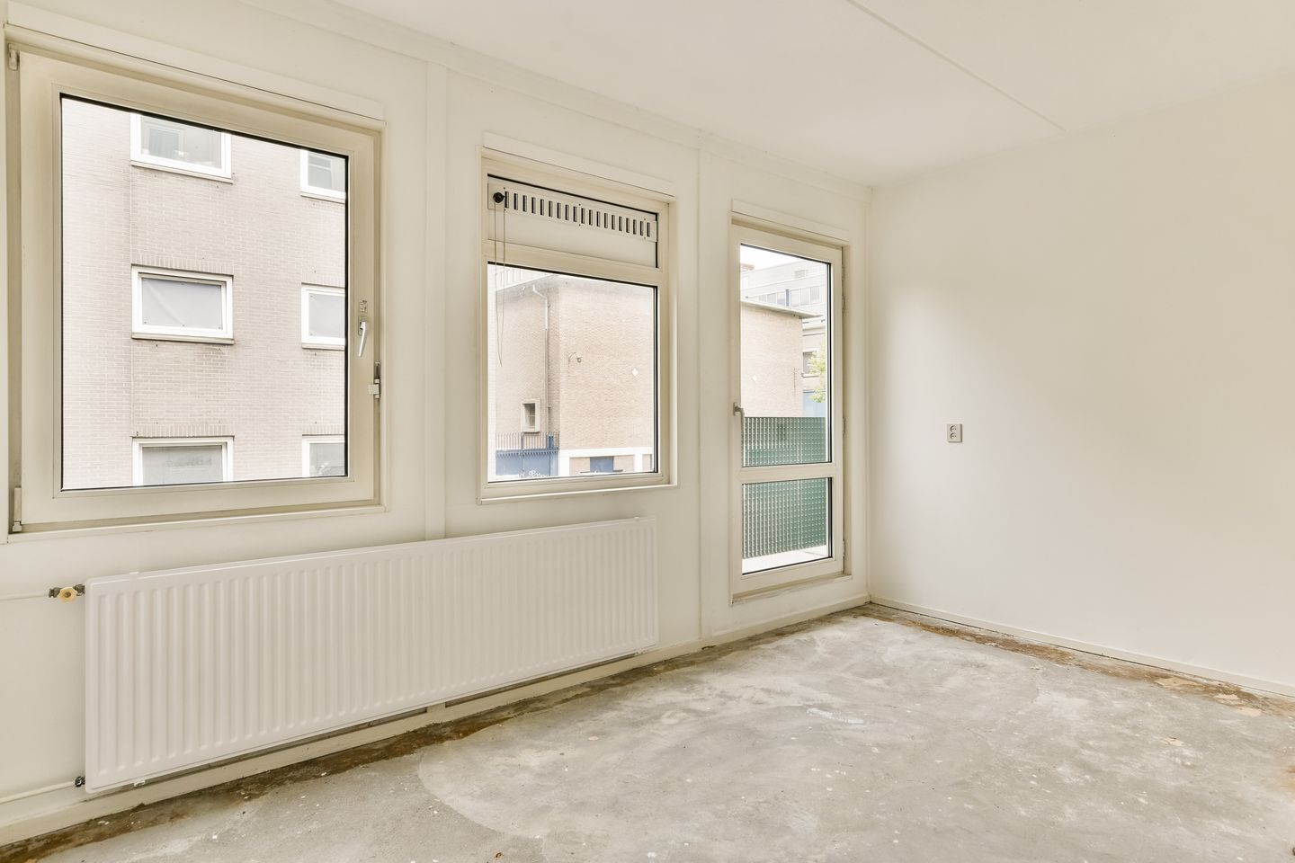 Photo 14 of Deymanstraat 28