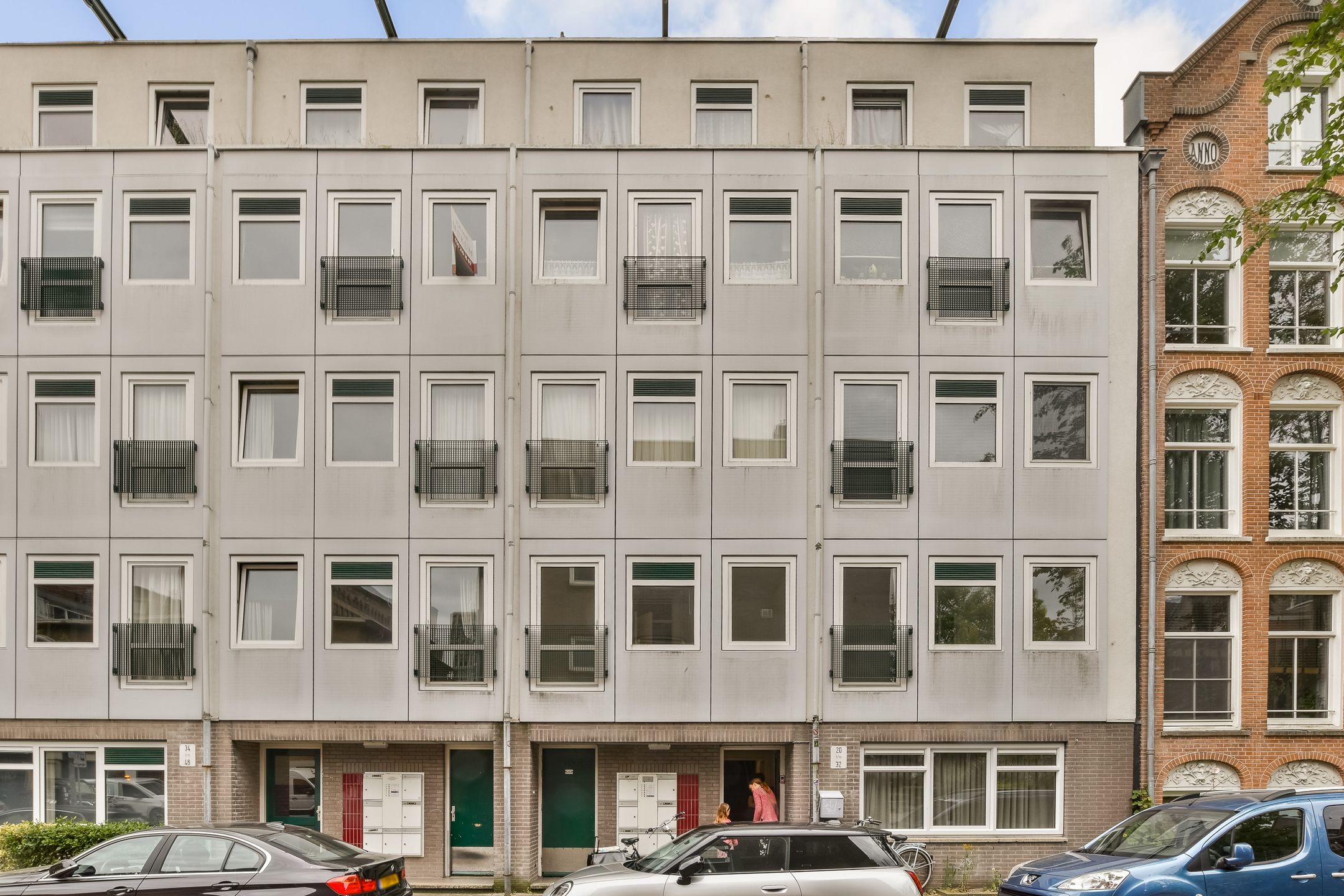 Photo 21 of Deymanstraat 28