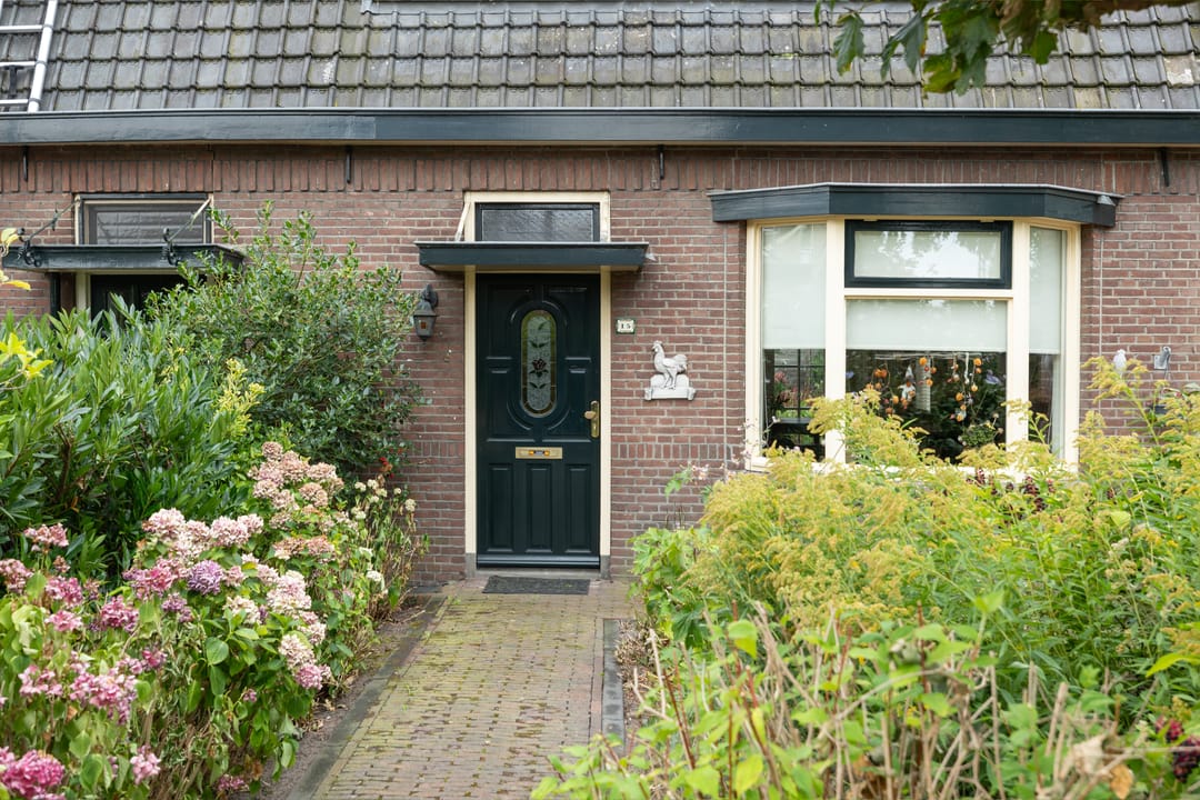 Foto 8 van Spoorstraat 15