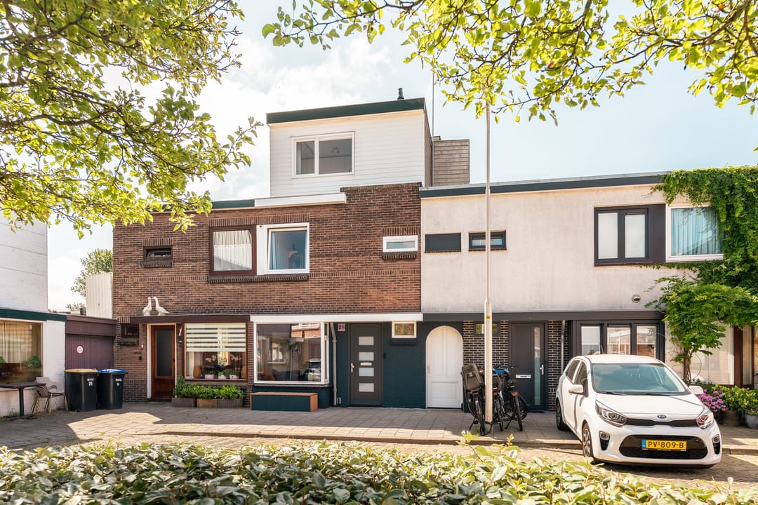 Photo 7 of Van Wassenaerstraat 26