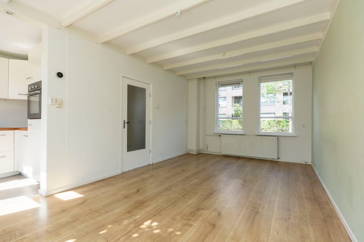 Tussenwoning te koop: Copernicusstraat 44, Breda