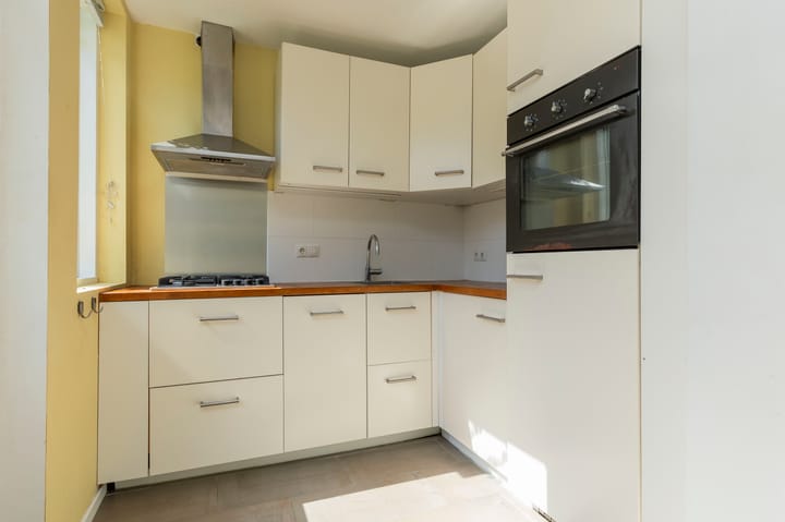 Tussenwoning te koop: Copernicusstraat 44, Breda