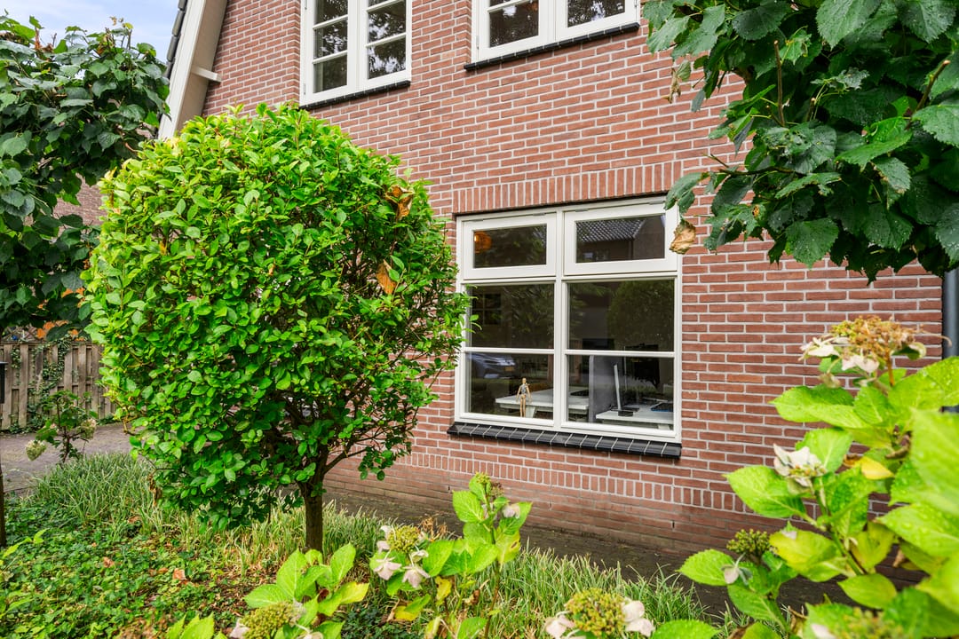 Photo 11 of Prins Bernhardlaan 43