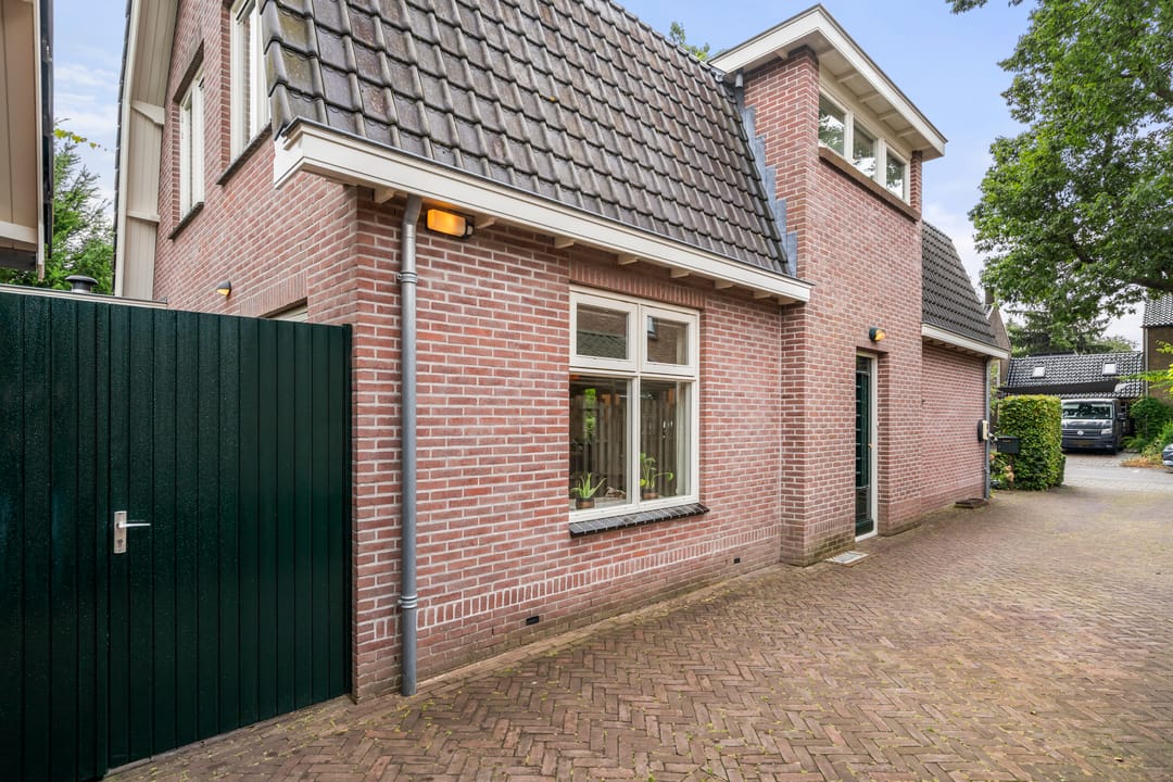 Photo 13 of Prins Bernhardlaan 43