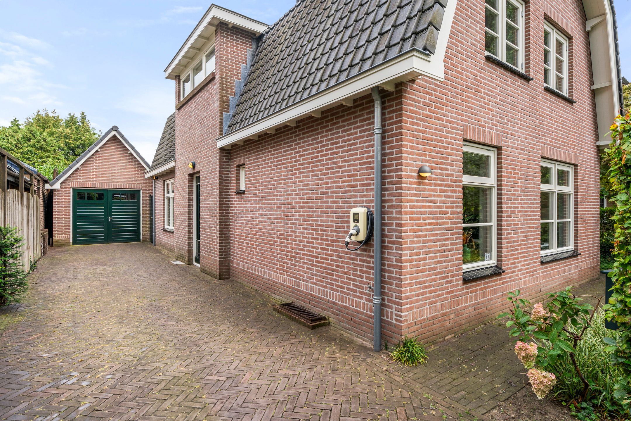 Photo 12 of Prins Bernhardlaan 43