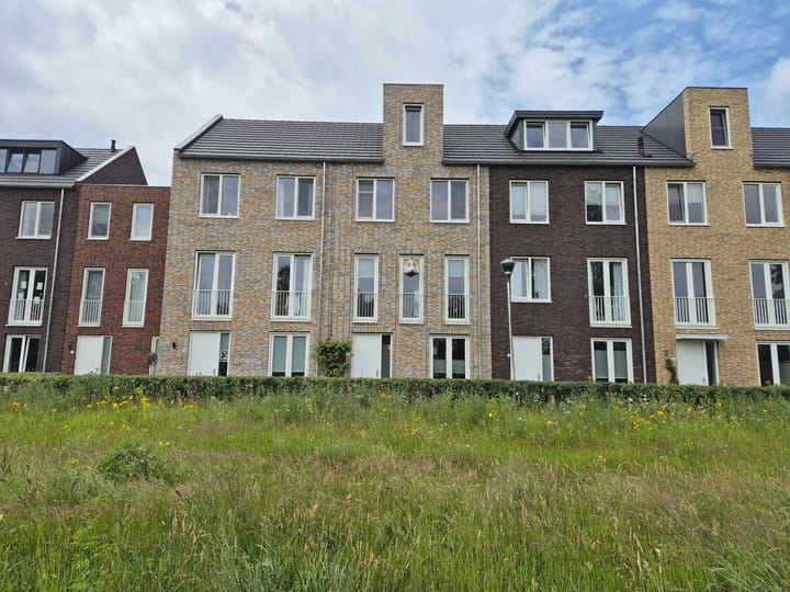 Tussenwoning te koop: Eemlandstraat 22, Tilburg