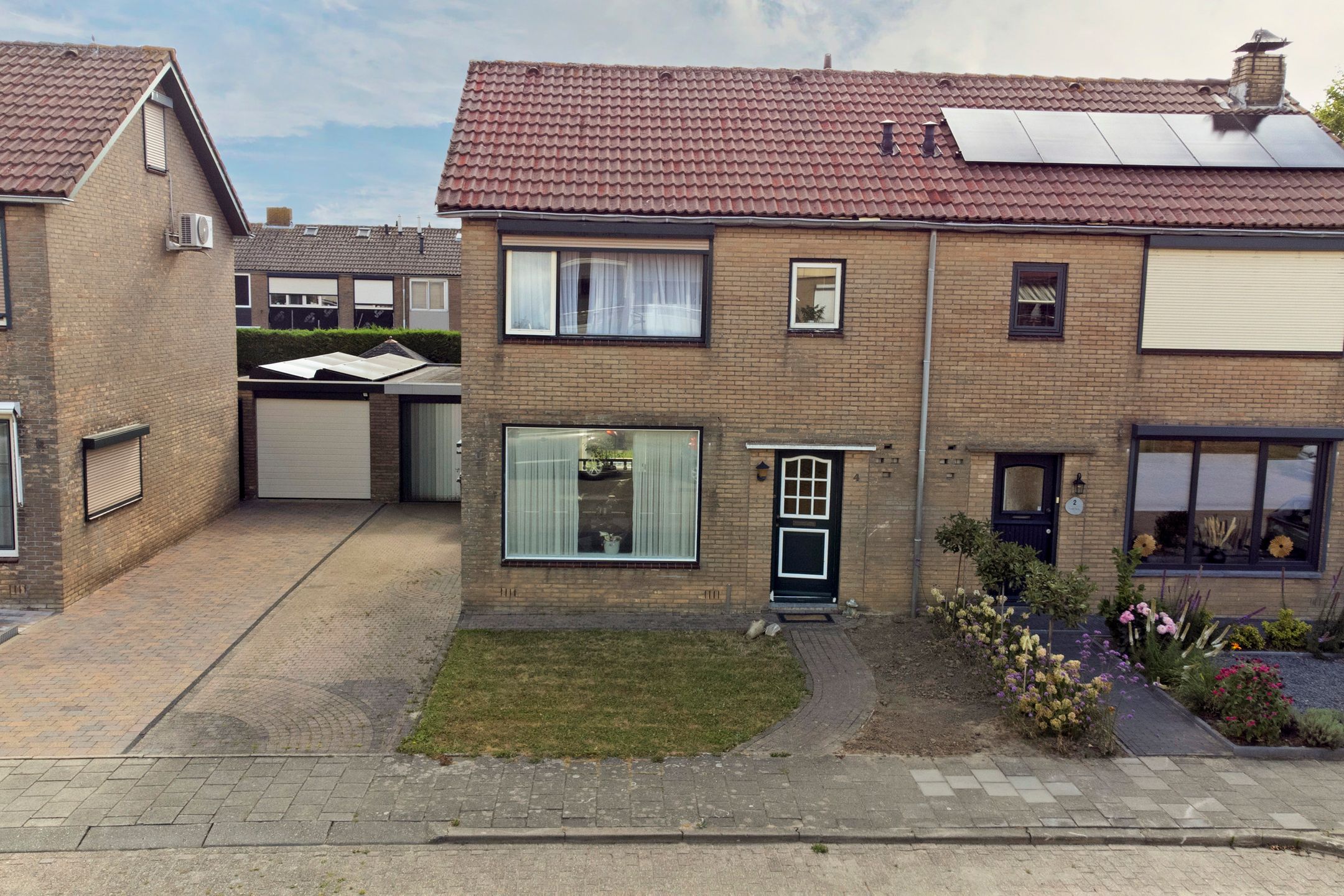 Photo 42 of Nieukerckestraat 4