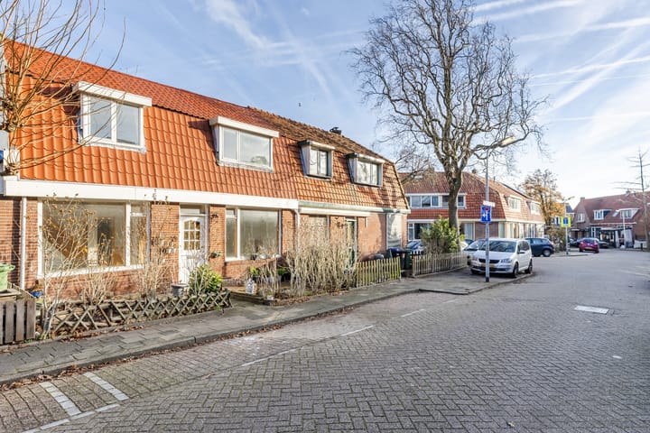 Tussenwoning te koop: Jonge Arnoldusstraat 89, Zaandam