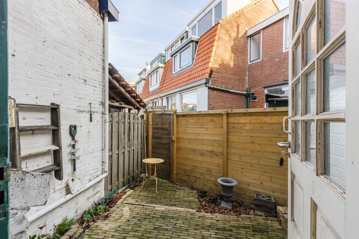 Tussenwoning te koop: Jonge Arnoldusstraat 89, Zaandam