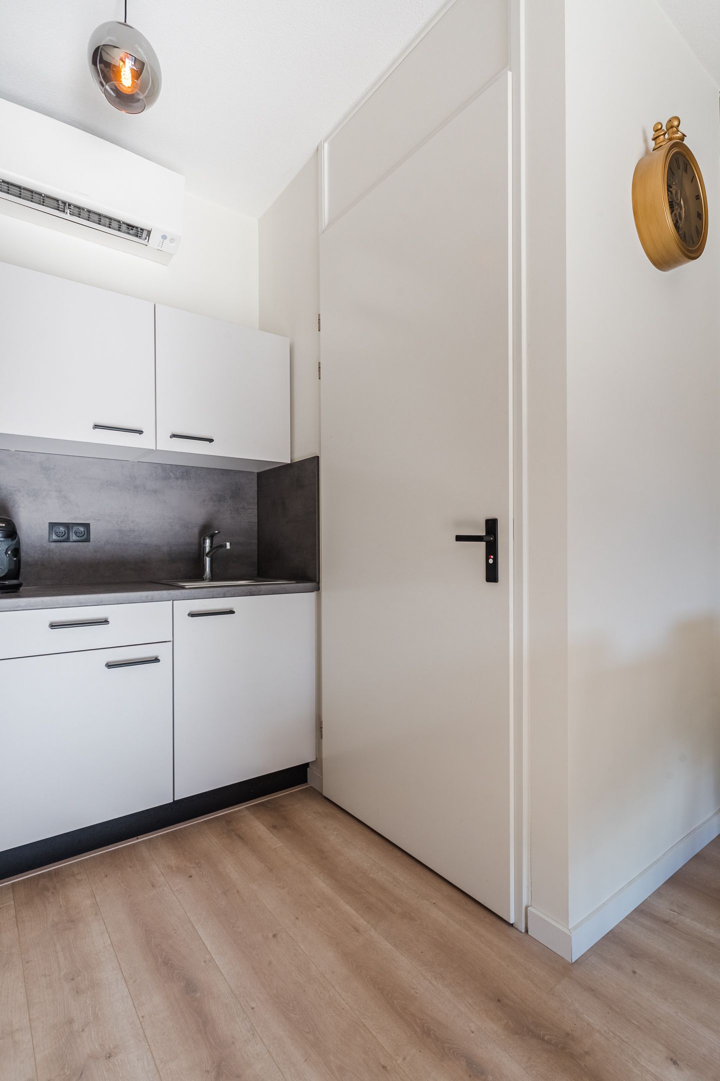 Photo 20 of Rudigerstraat 32-K