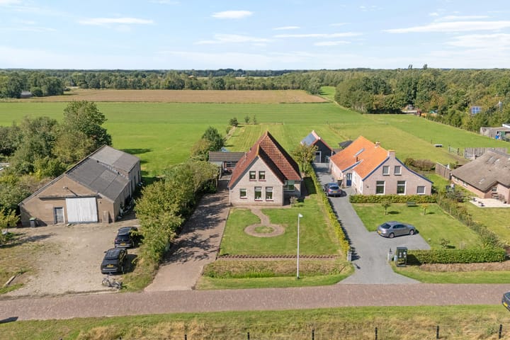 Photo 2 of Witte Paarden 25