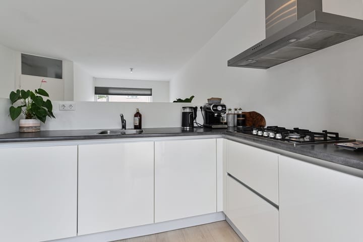 Tussenwoning te koop: Lammerweide 32, Zoetermeer