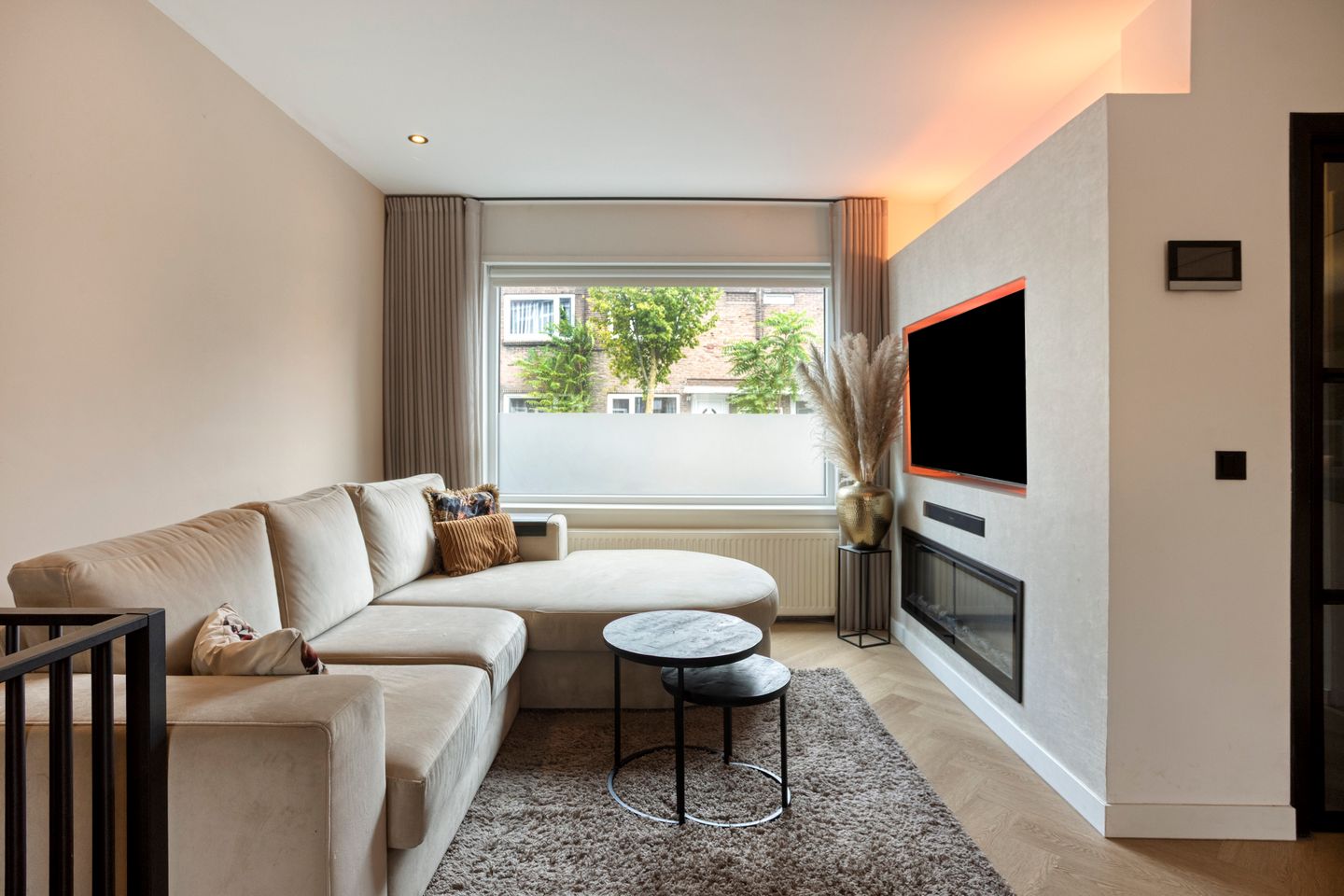 Photo 4 of Pioenroosstraat 9