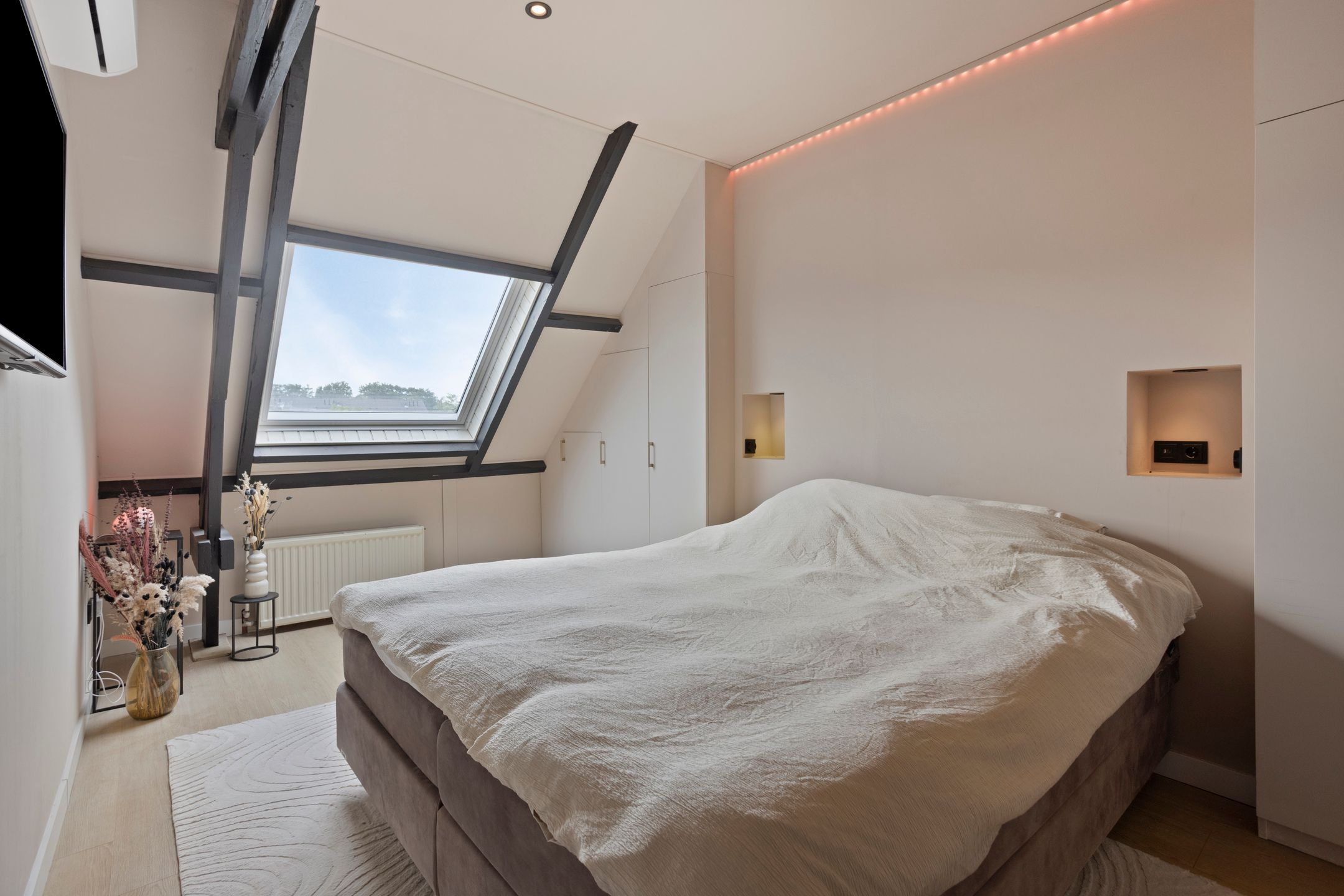 Photo 15 of Pioenroosstraat 9
