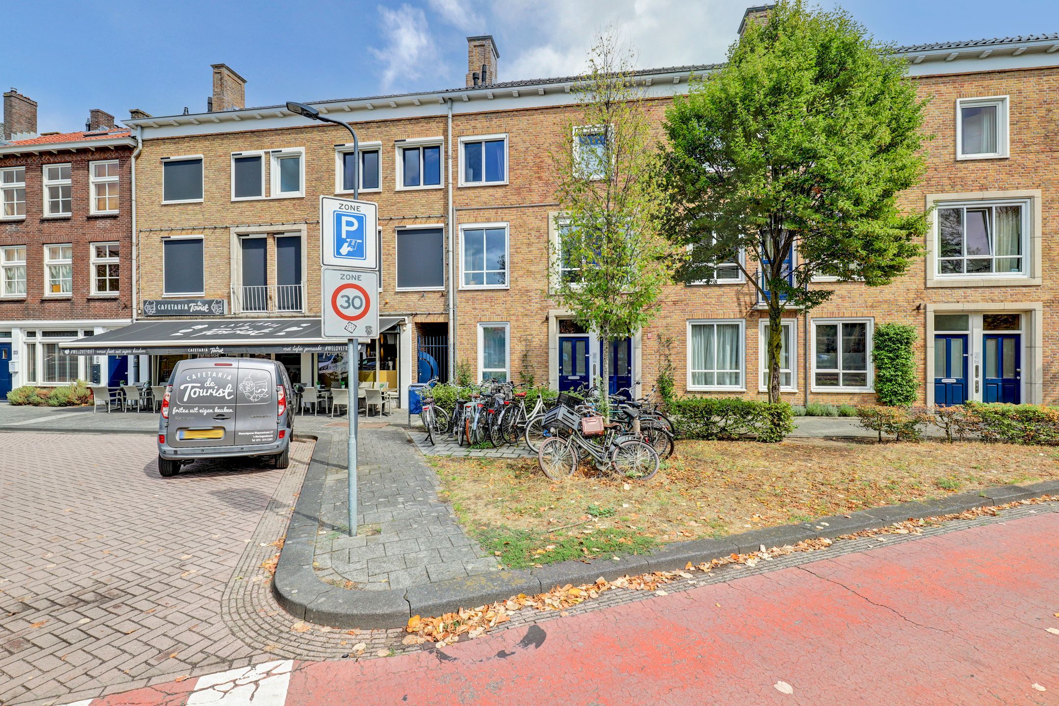 Foto 45 van Mgr. Diepenstraat 23-A