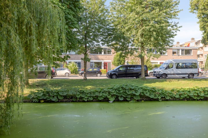 Tussenwoning te koop: Wilgenlei 24, Rotterdam
