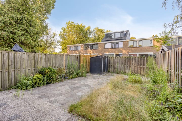 Tussenwoning te koop: Wilgenlei 24, Rotterdam