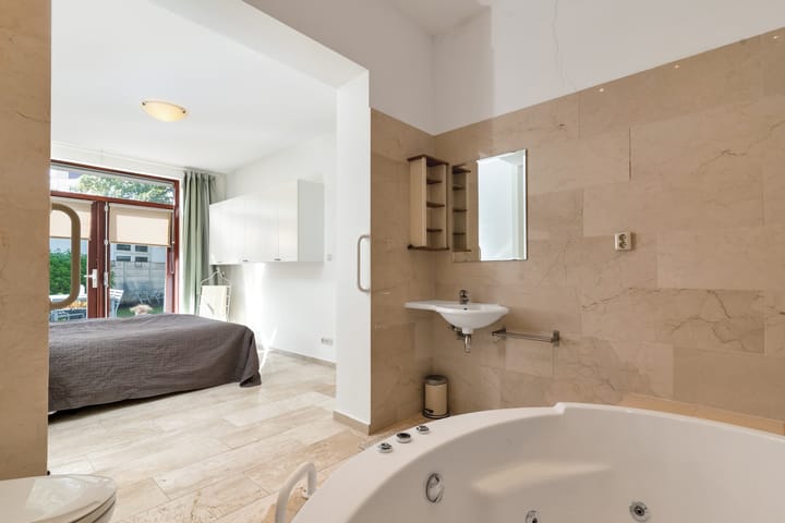 Appartement te koop: Vondelstraat 214, 'S-Gravenhage