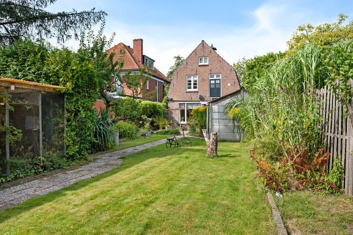 Vrijstaande woning te koop: Bronlaan 32, Dokkum