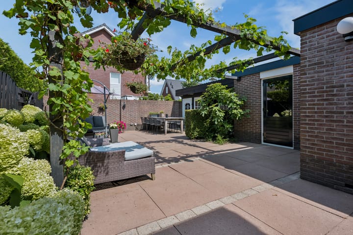 Foto 4 van Van Dijkhuizenstraat 38