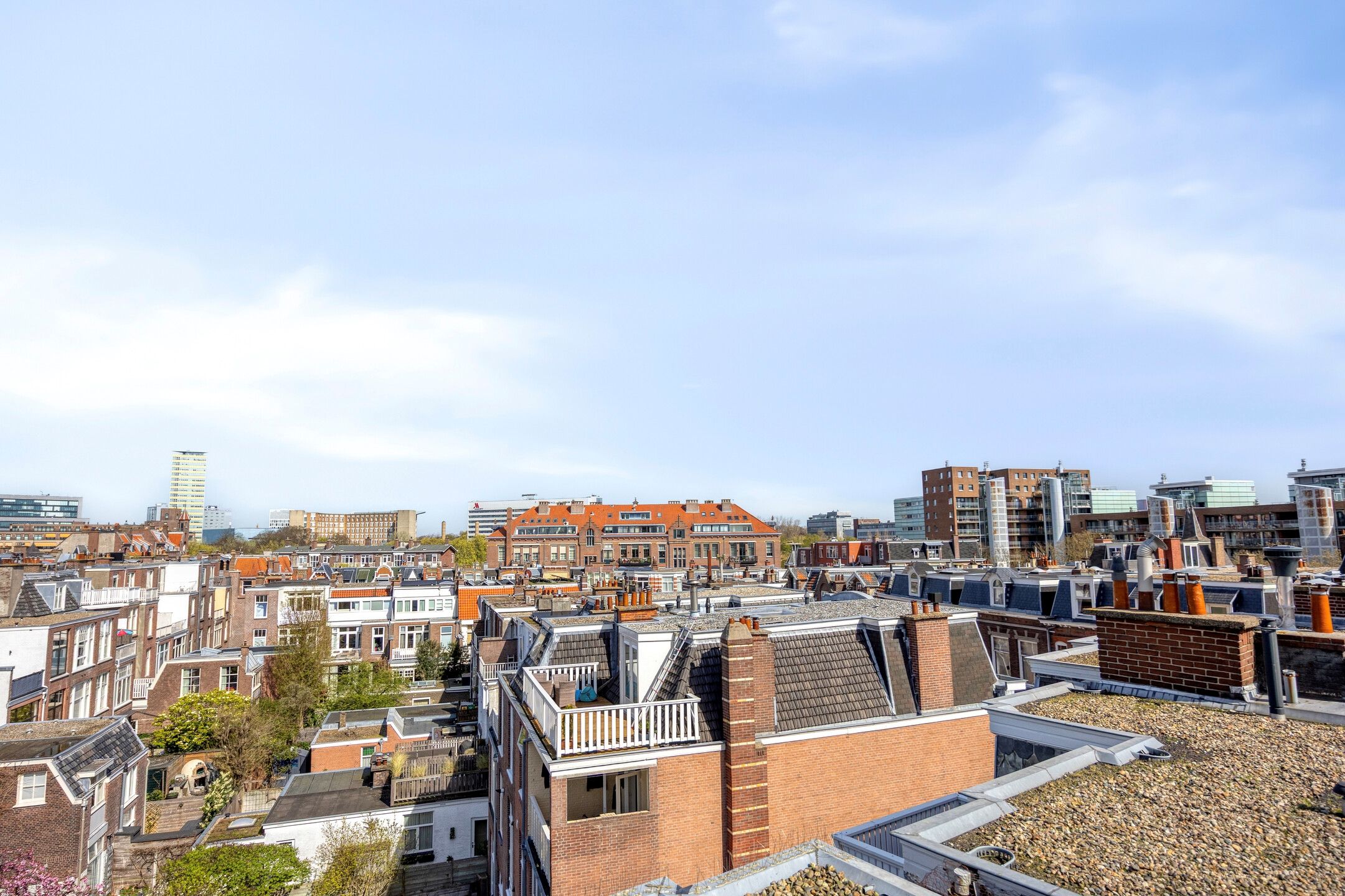 Foto 45 van Aert van der Goesstraat 22-A