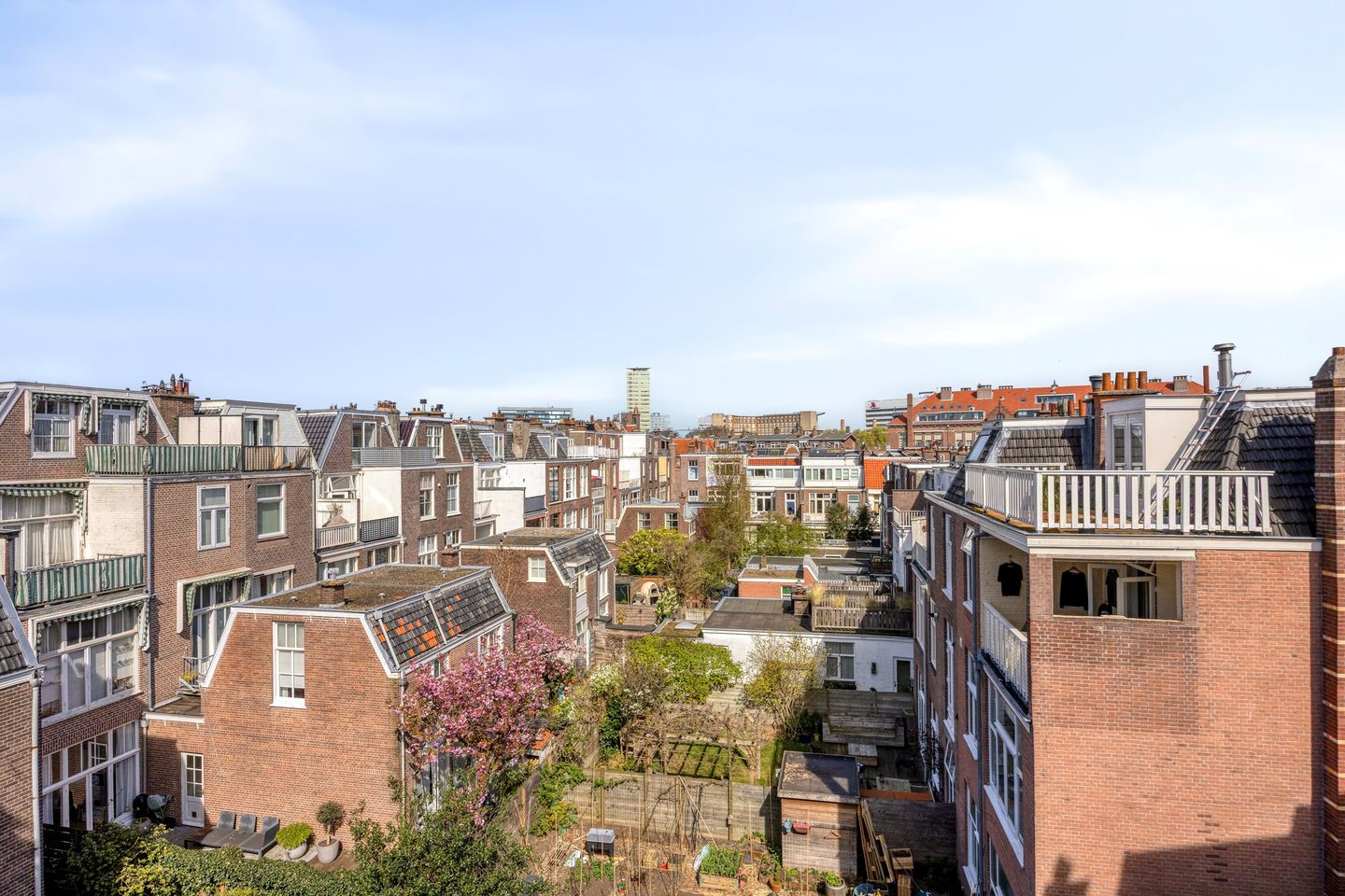 Foto 49 van Aert van der Goesstraat 22-A