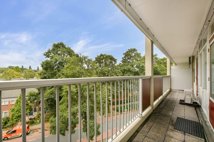Appartement te koop: Bankrashof 82, Amstelveen