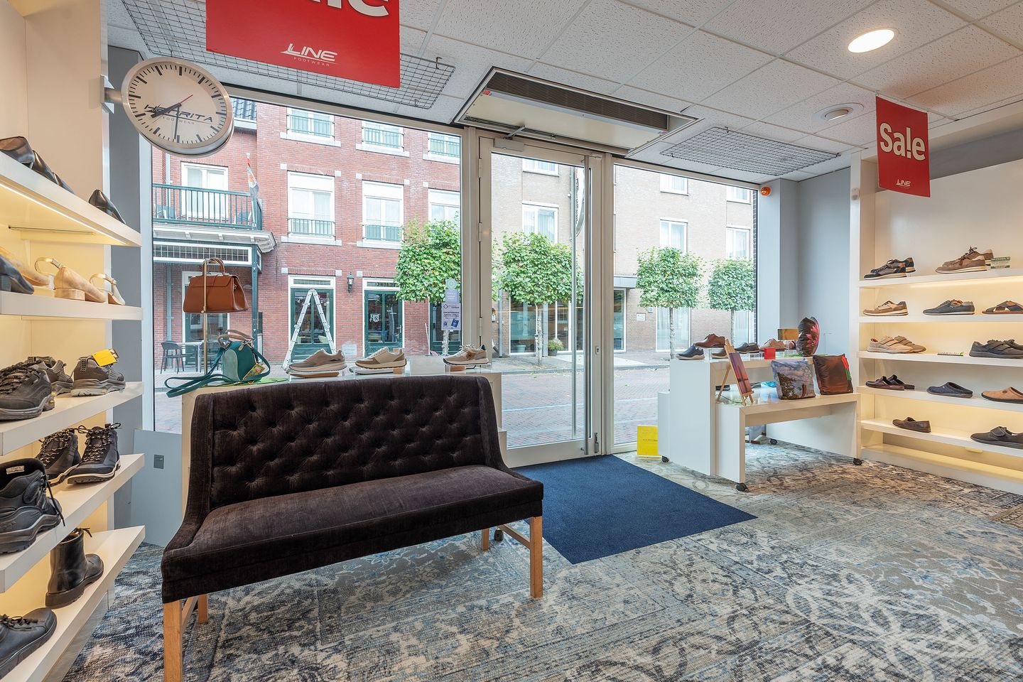 Bekijk foto 2 van Dorpsstraat 16