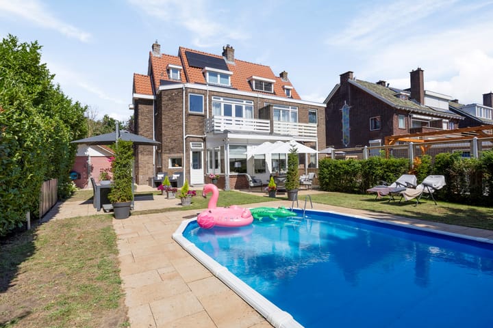 Photo 2 of De Mussetstraat 1