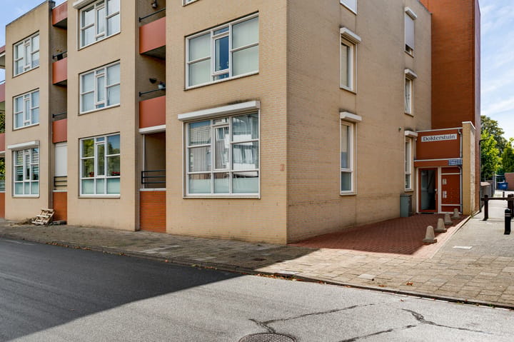 Photo 2 of Pastorieweg 18
