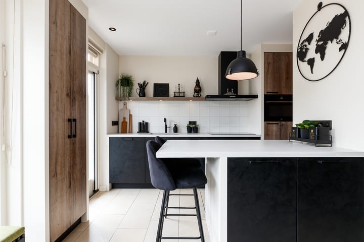 Tussenwoning te koop: Rijnlaan 3, Harmelen