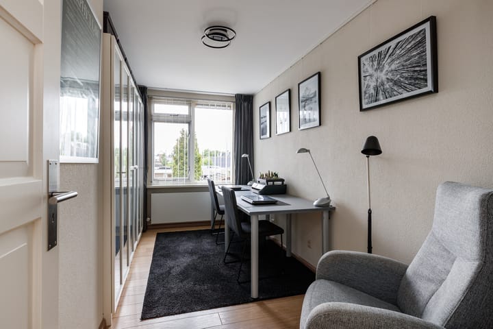 Tussenwoning te koop: Rijnlaan 3, Harmelen