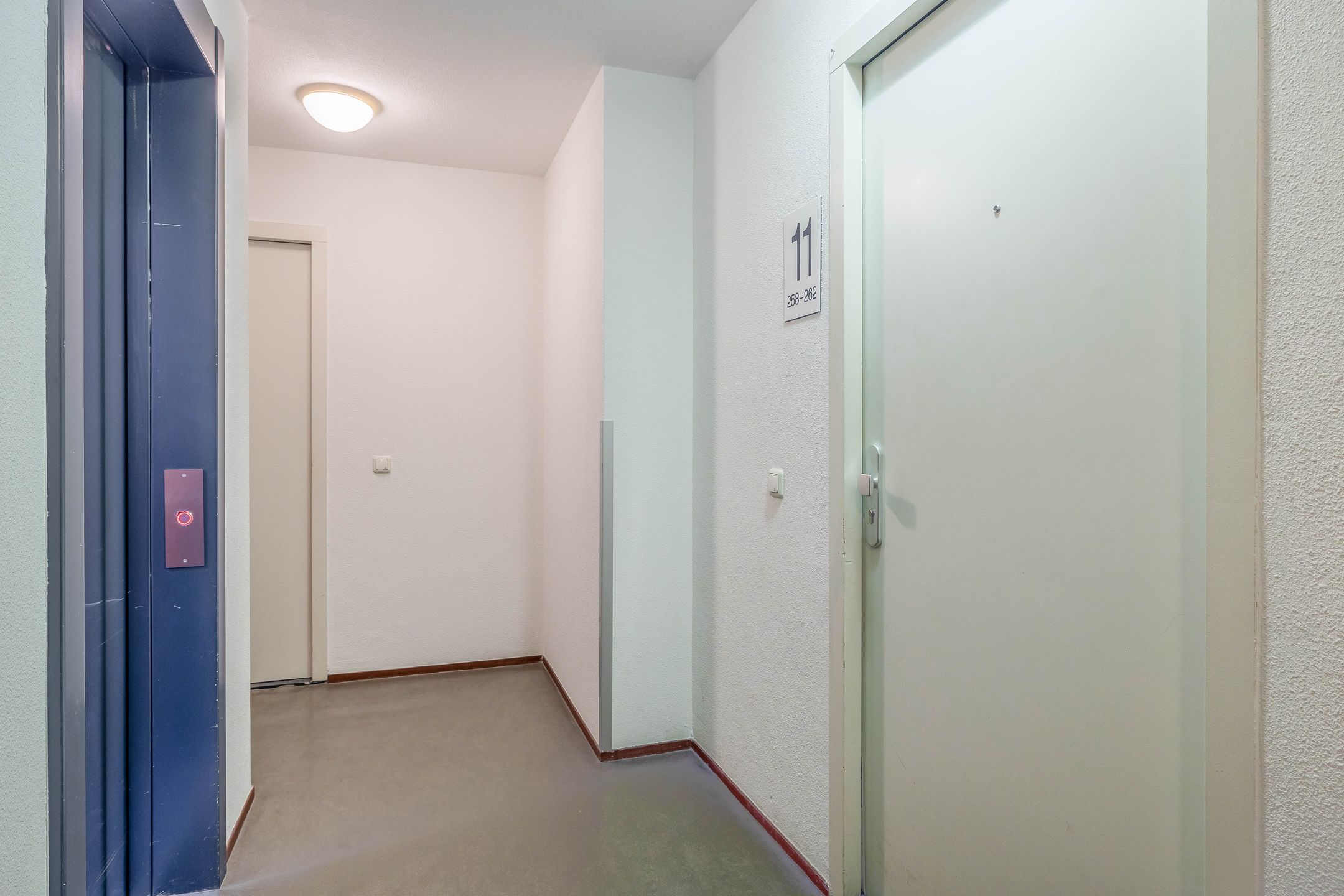 Photo 6 of Laan op Zuid 260