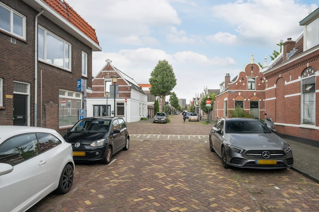 Foto 11 van Emmastraat 63-A