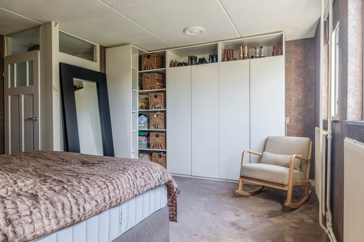 Tussenwoning te koop: Smerenburg 47, Krimpen Aan De Lek