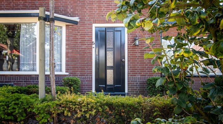 Photo 4 of Burgemeester van Nispenstraat 5