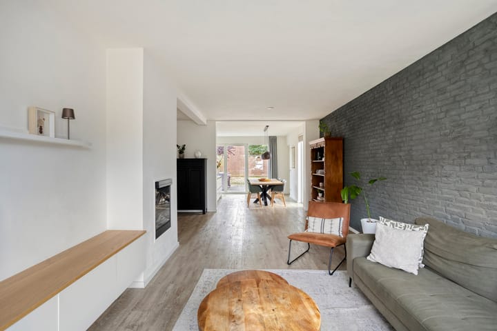 Twee-onder-één-kap te koop: Pater Geraedtsstraat 18, Swalmen