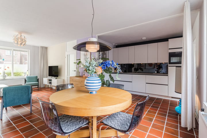 Tussenwoning te koop: Valeriaan 15, Goirle