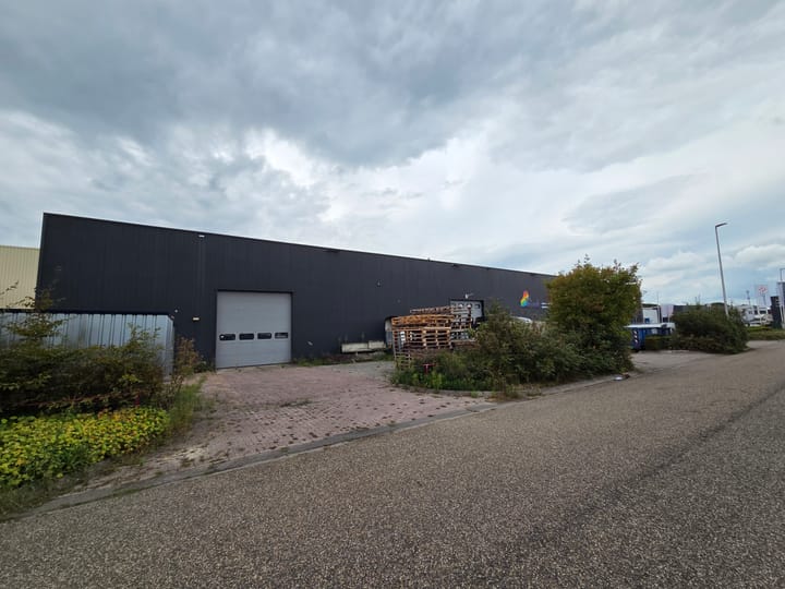 Handelsweg 2, Meerkerk